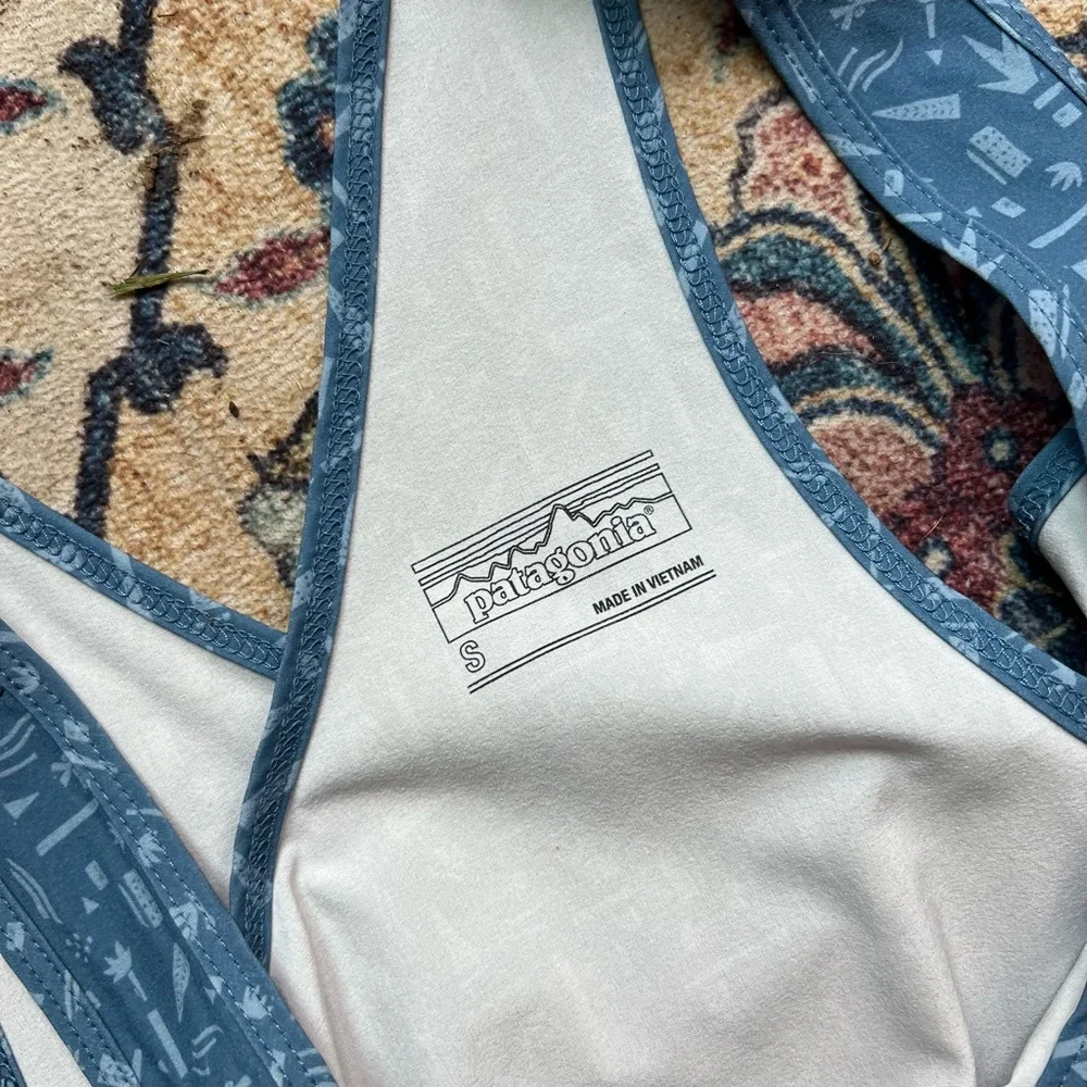 Patagonia Blue geometric print racer back Mini Dress, NWOT size small - Picture 4 of 5